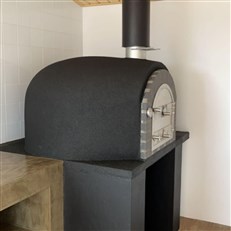 Horacio Wood Fired Outdoor Oven – Black Clay Pizza & Bread Oven