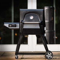 Masterbuilt Gravity Series 560 Digital Charcoal Grill and Smoker