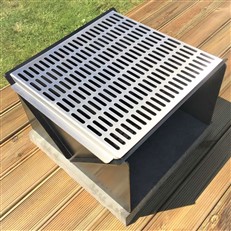 Yorkshire Grill Outdoor Fire Pit and BBQ