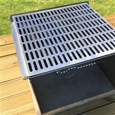 Yorkshire Grill Outdoor Fire Pit and BBQ